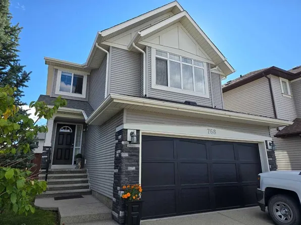 768 N New Brighton Dr SE, Calgary, AB T2Z 0Z8