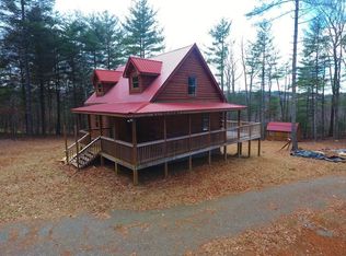 242 Cove Ln, Woodlawn, VA 24381