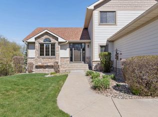 4416 Coachman Ln NE, Prior Lake, MN 55372