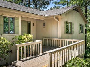 11 Captain Ln, Salem, SC 29676