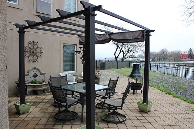 1st image of 1408-1444 Outlook Ave #1