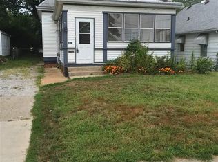 3527 NE Madison Ave, Peoria, IL 61603