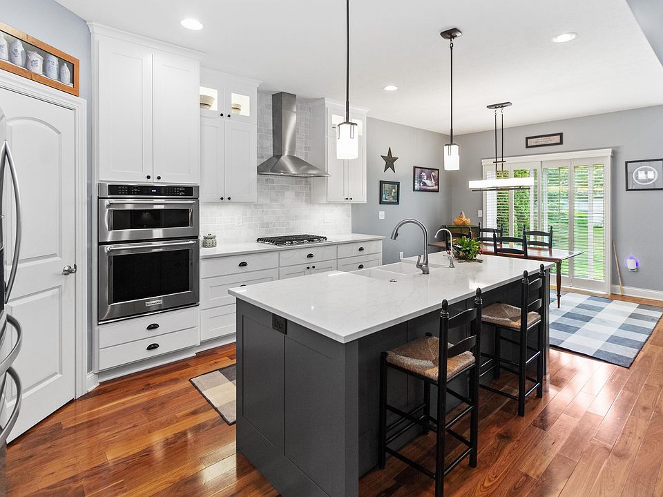 1st image of 3687 Foresta Grand Dr
