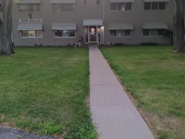 5980 Alan Dr E #10, Brighton, MI 48116