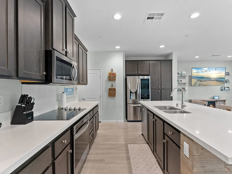 5428 Meridian Pl — Photo 13