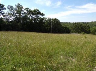 1906 Yellow Rock Rd, De Soto, MO 63020