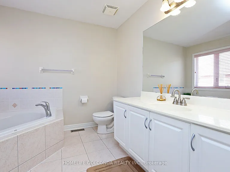 28 Barnstone Dr — Photo 9