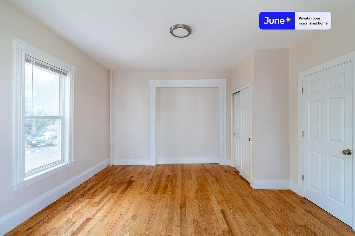 11A Islington St — Photo 3