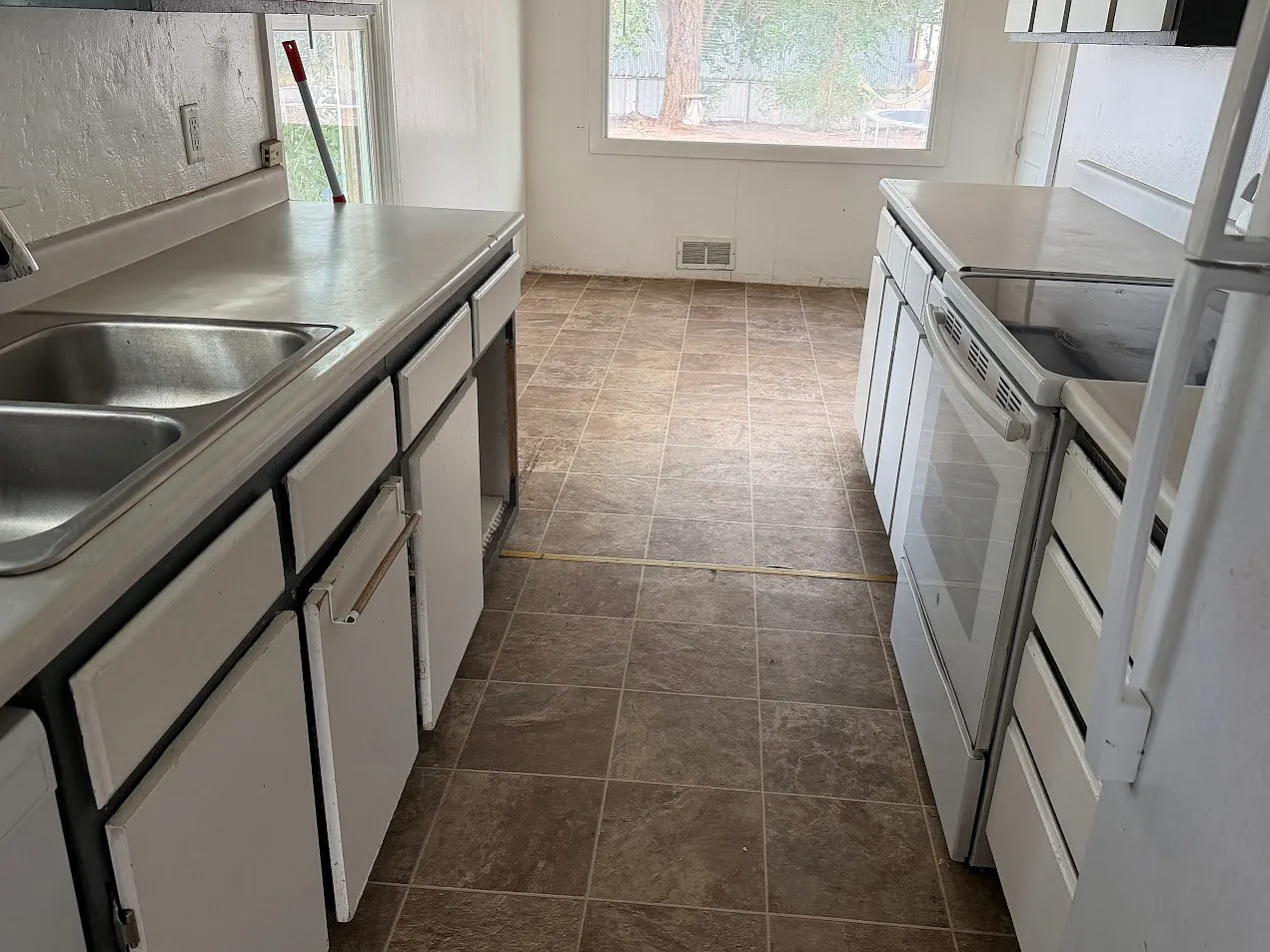 442 South 500 West — Photo 4