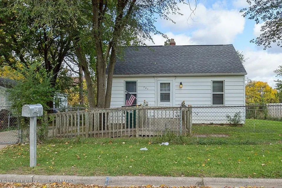 721 Fred St
