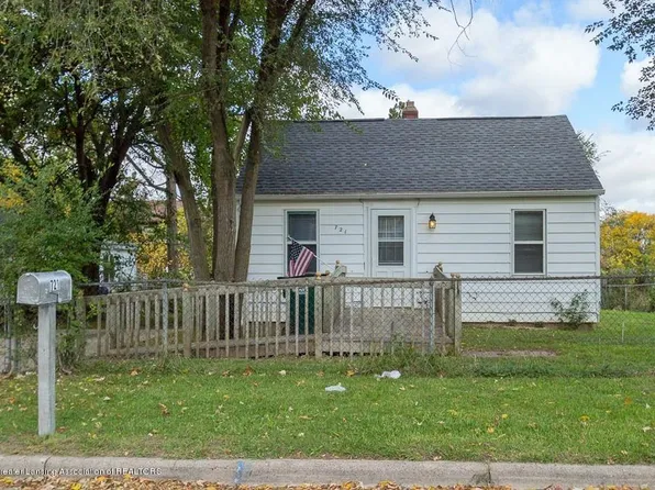 721 Fred St, Lansing, MI 48911