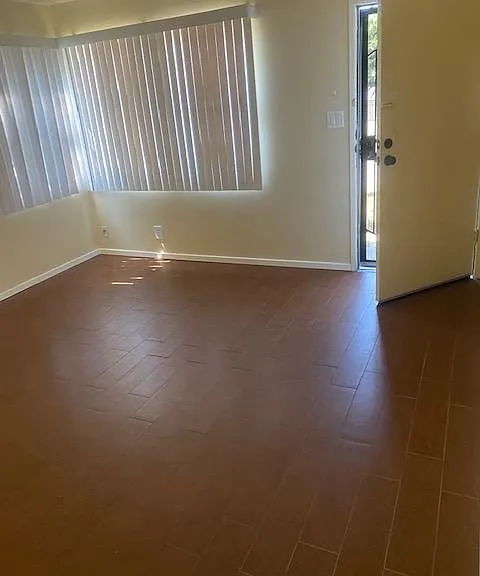 445 E Scott St #1 — Photo 16
