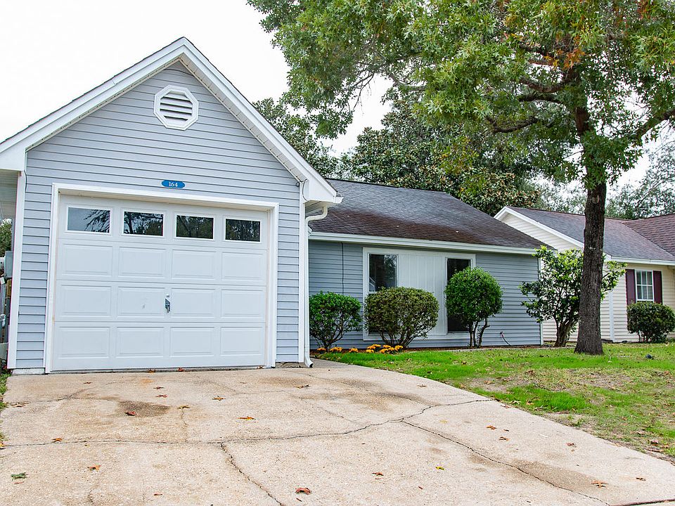 1st image of 164 Meadowbrook Ct