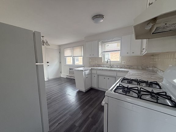 3rd image of 3601 N Oconto Ave E #3