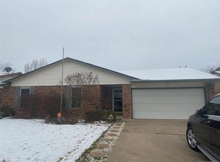 1652 S Pecan Pl, Broken Arrow, OK 74012