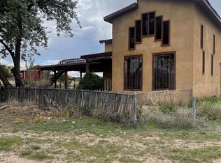 11 Los Amigos, Espanola, NM 87532