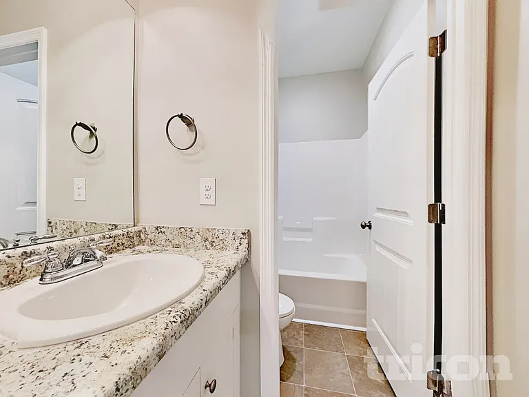 115 Orchard Ln — Photo 24