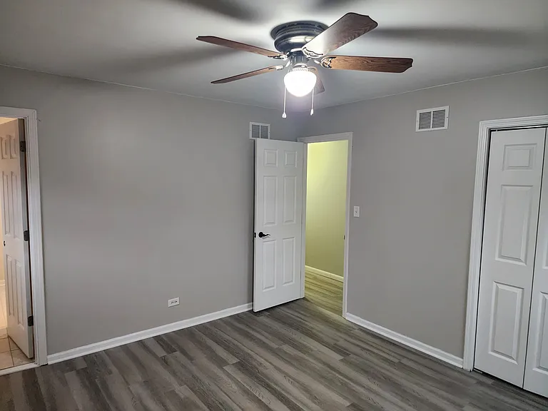 39W496 Hemlock Dr — Photo 10