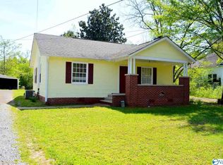 361 College St S, Centre, AL 35960