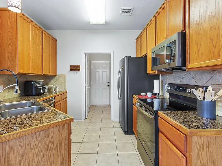 2632 Century Park Blvd #37 — Photo 7