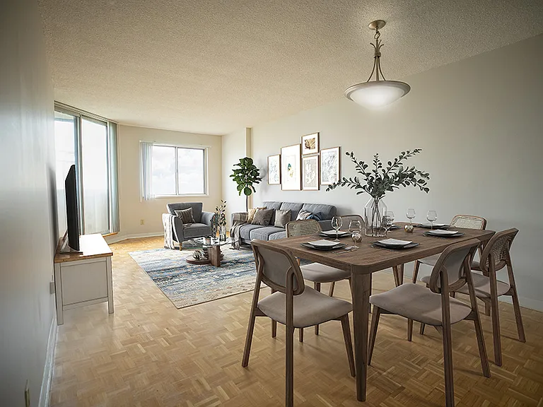 30 Elm Dr E — Photo 5