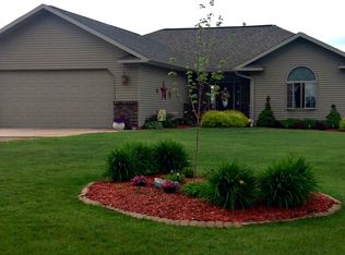 W6171 Kimberly Rd, Norway, MI 49870