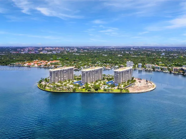 2 Grove Isle Dr #B409, Miami, FL 33133