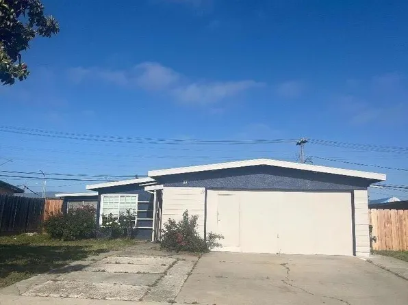 117 Magnolia Dr, Salinas, CA 93905