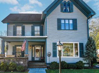 18 S Main St, Stockton, NJ