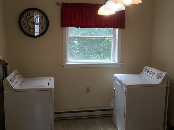 The pats share a laundry roo