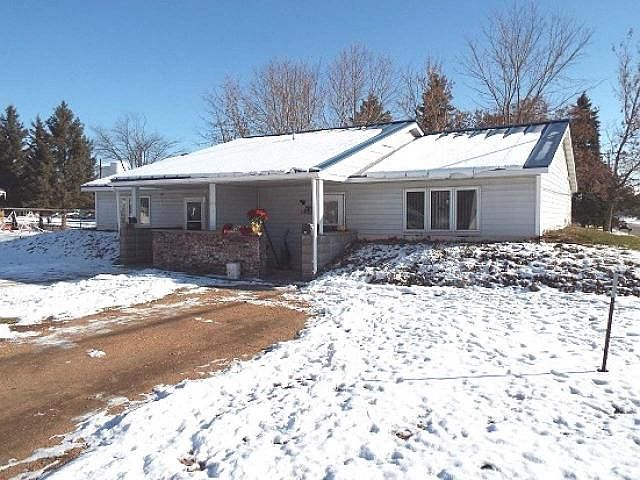 2nd image of 115 Dorr St #117