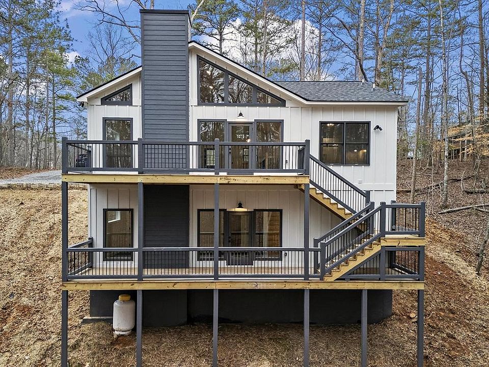 1st image of 560 Eagle Mountain Dr E
