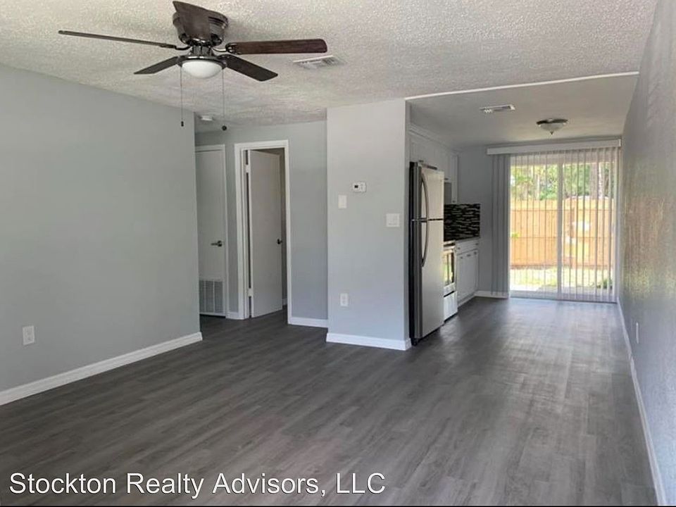 1st image of 350 N Elm St APT 4