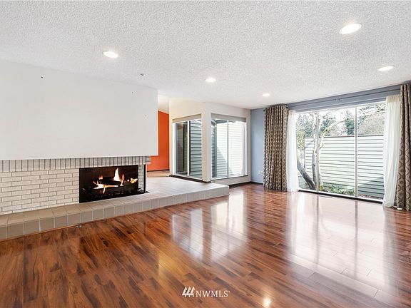 Living area with great gas fireplace