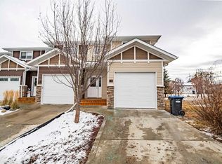 5301 N Windward Pl #1, Sylvan Lake, AB T4S0H5