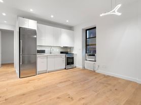 503 W 22nd St, New York, NY