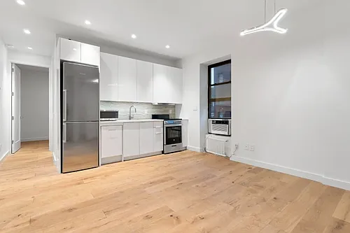503 W 22nd St #5W Photo 1 503 W 22nd St #5W Photo 1