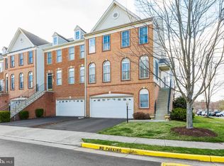 828 Maple Flats Ter, Purcellville, VA 20132