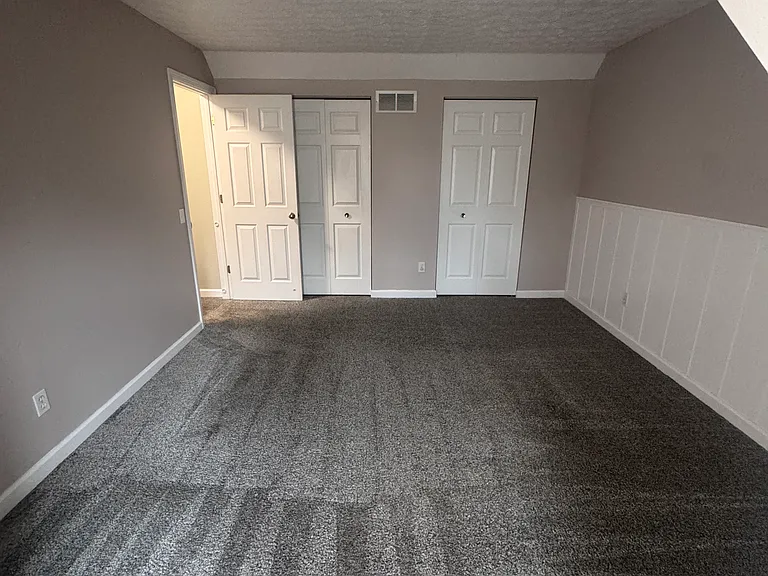 19310 Wheelers Ln #19310 — Photo 6