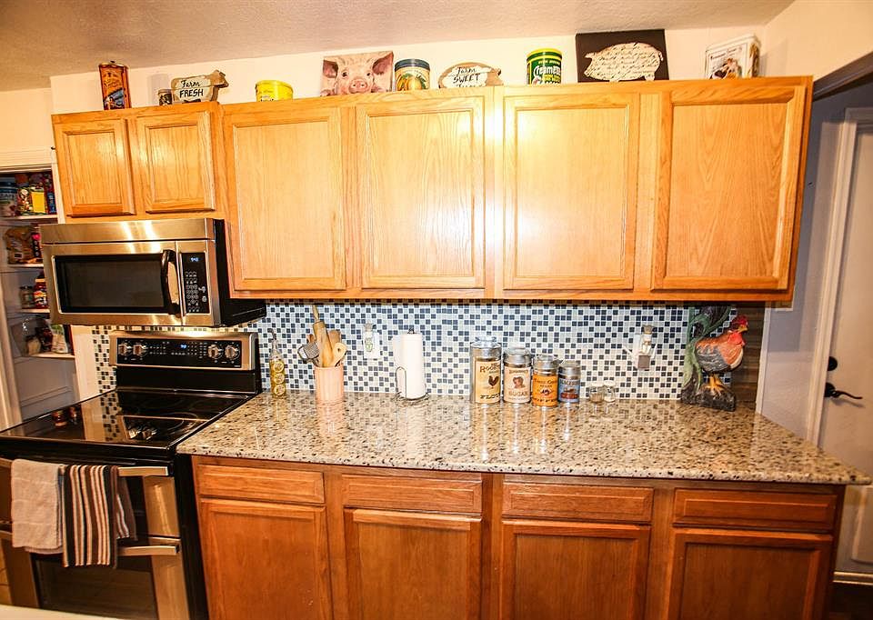 1st image of 108 Southern Oaks Dr