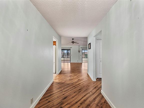 4th image of 730 Canberra Rd