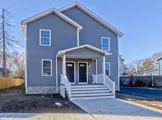 16 Cambridge St, Springfield, MA 01109