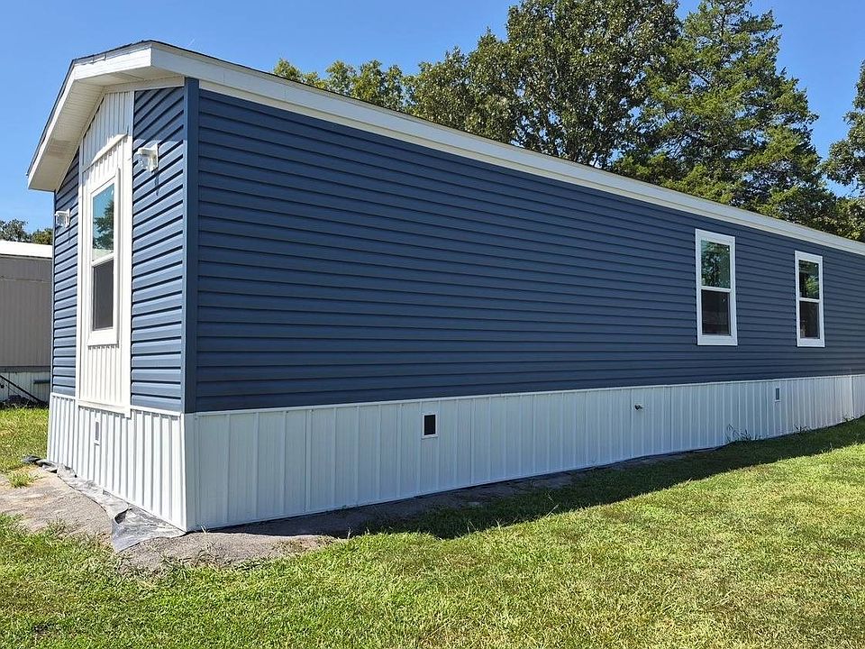 1st image of 377 Lyles Rd SE #3