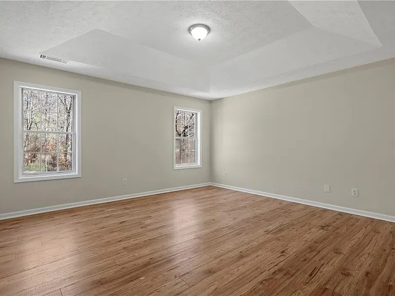 3323 Old Oaks Rd — Photo 12