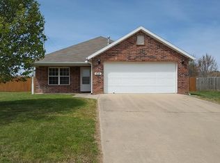 1015 Gamble Rd, Centerton, AR 72719