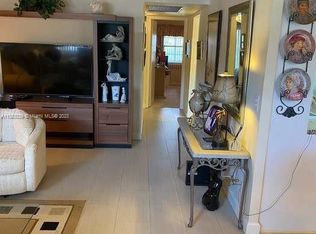 1080 Guildford E #1080, Boca Raton, FL 33434