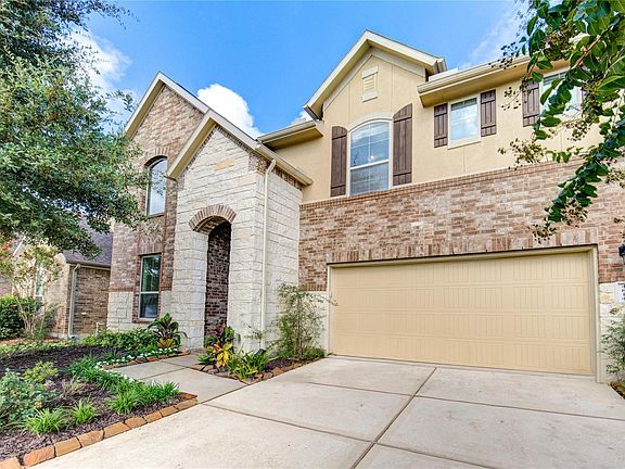 4th image of 4814 Oak Rambling Dr