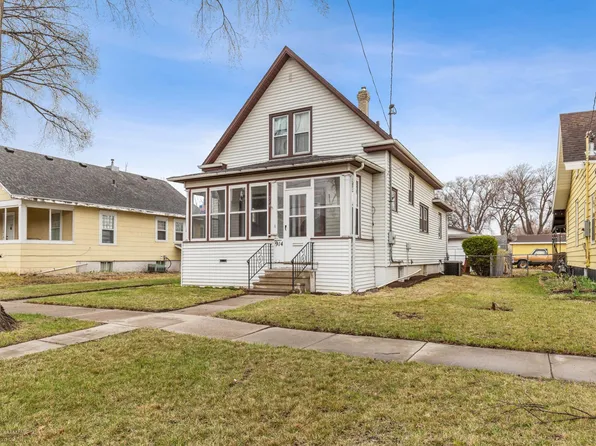 914 2nd St N, Fargo, ND 58102