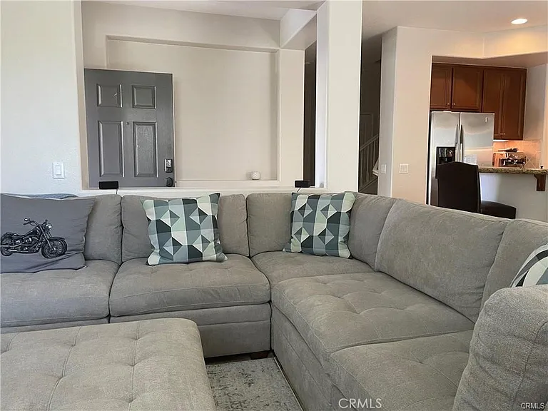 4164 Terraza Way #B — Photo 5