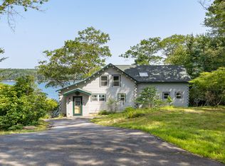 17 Sea Mist Dr N, Boothbay, ME 04537